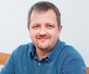 Дзяніс Рычардавіч Насура