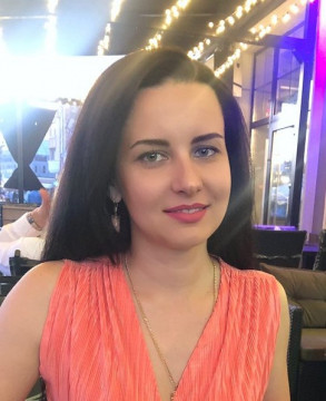 Алена Уладзіміраўна Жарына