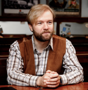 Александр Чумаков